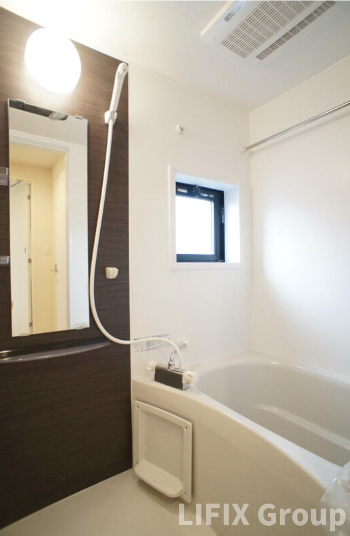 バス・シャワールーム　風呂