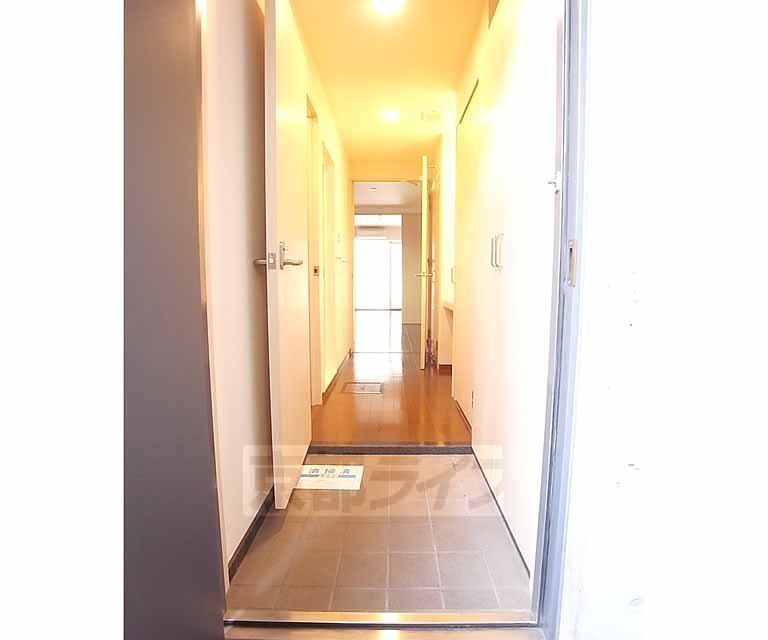 収納　全体的に明るく見えます