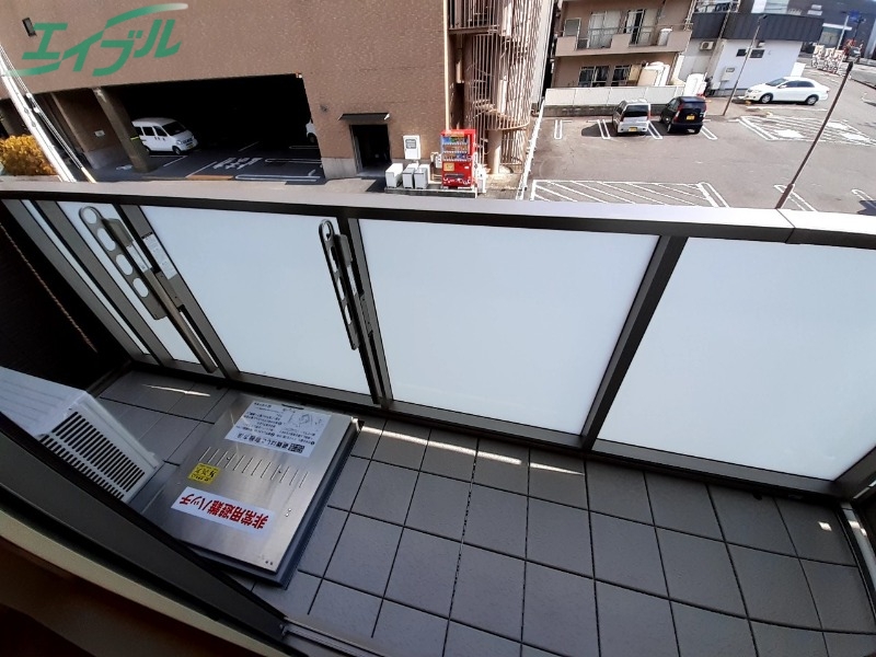 バルコニー　同型参考写真