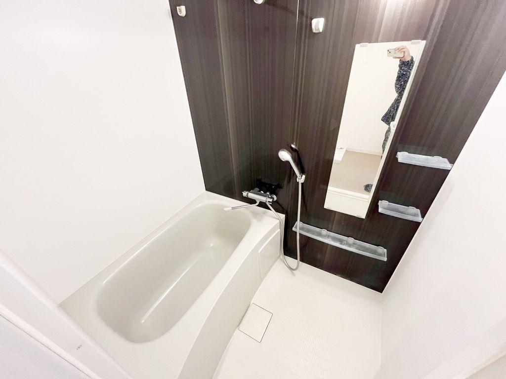 バス・シャワールーム　バス