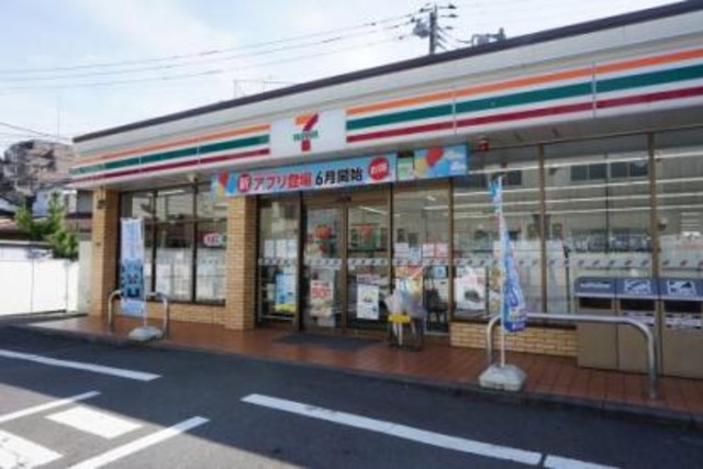 コンビニ　セブンイレブン横浜上星川3丁目店（コンビニ）まで345m