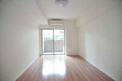 居室・リビング　※他号室参照写真