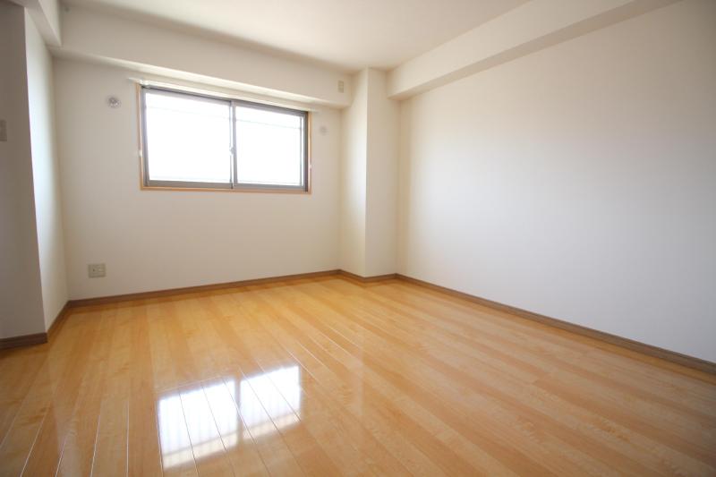 その他部屋・スペース　洋室8帖