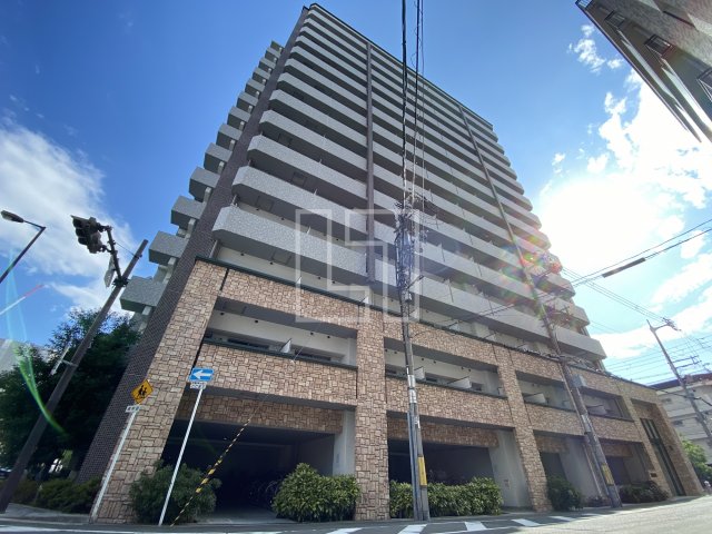 建物外観　スプランディッド難波　外観