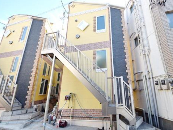 エントランス　ユナイト横浜セシル・キャンベル