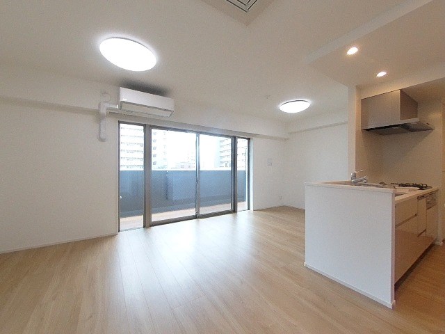 居室・リビング　お問い合わせは【048-776-5175】レーベンハウス上尾