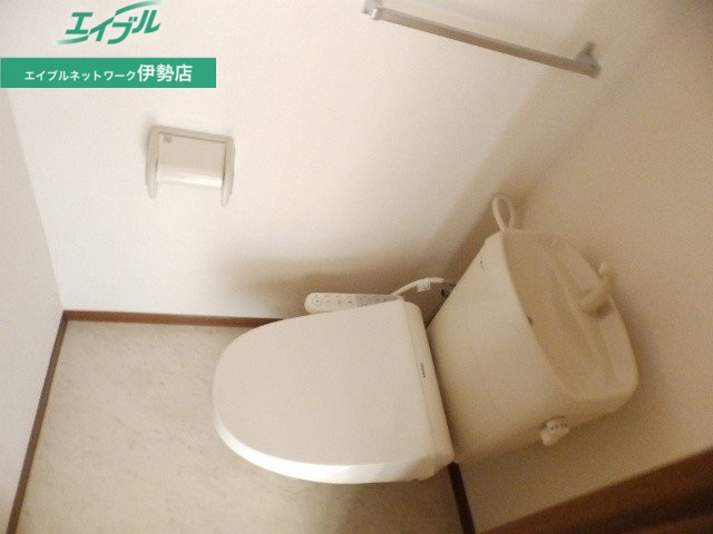 トイレ　同物件別室写真