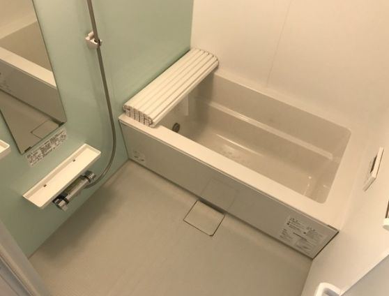 バス・シャワールーム　※同タイプ写真になります