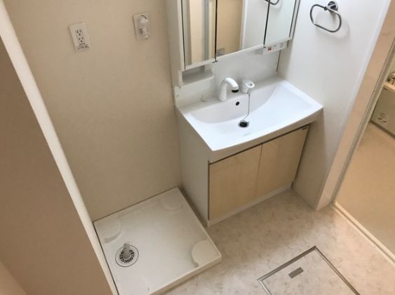 洗面設備　※同タイプ写真になります