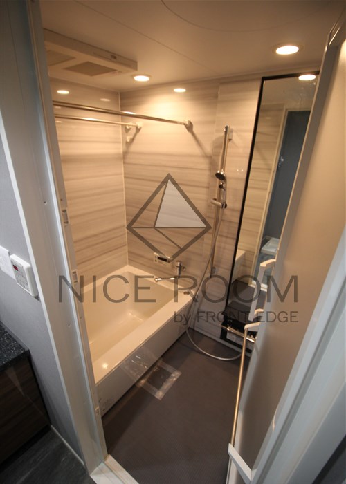 バス・シャワールーム　ファーストフィオーレ阿波座アクア　風呂