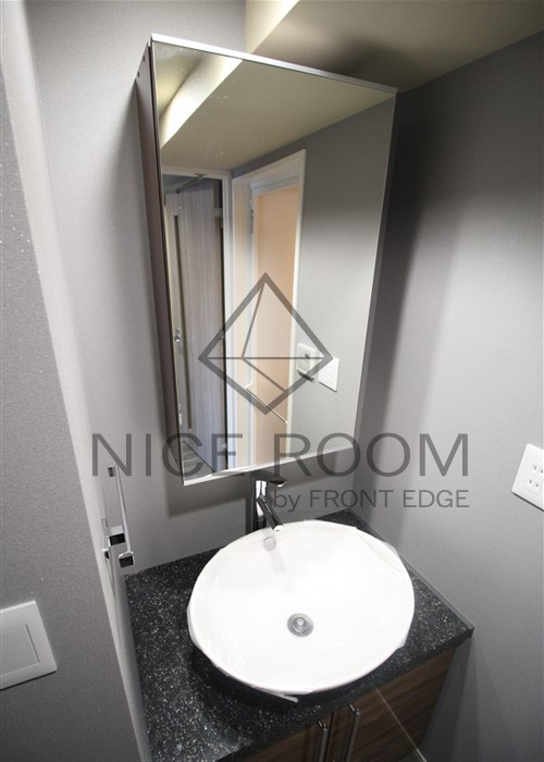 洗面設備　ファーストフィオーレ阿波座アクア　洗面台