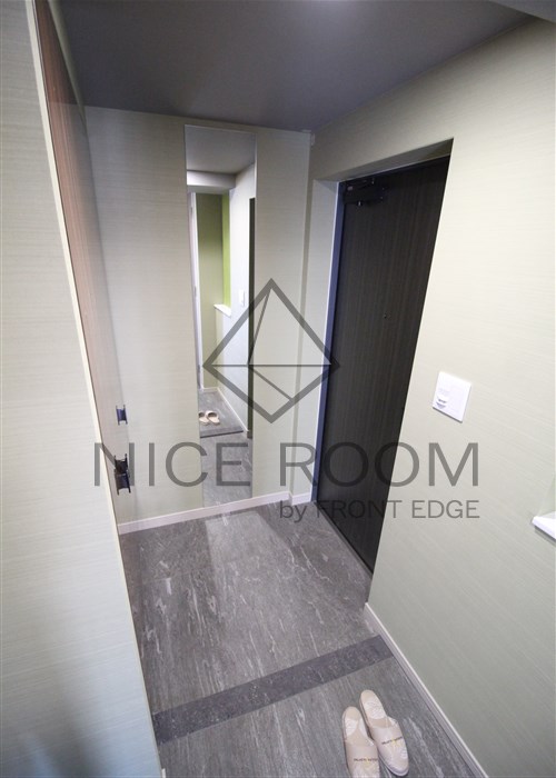 玄関　ファーストフィオーレ阿波座アクア　玄関