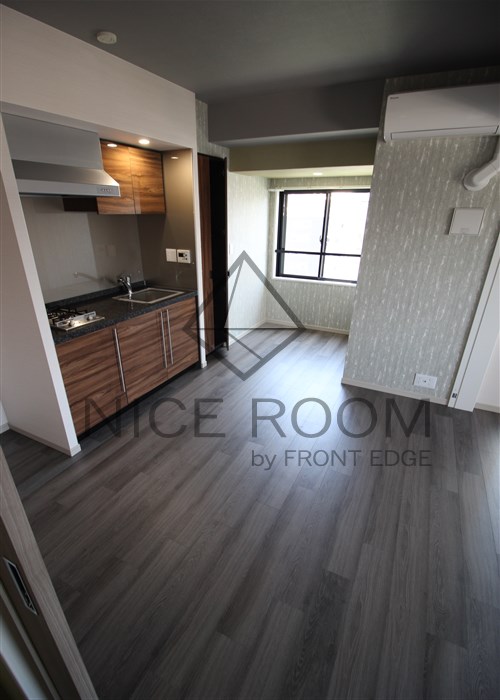 居室・リビング　ファーストフィオーレ阿波座アクア　リビング