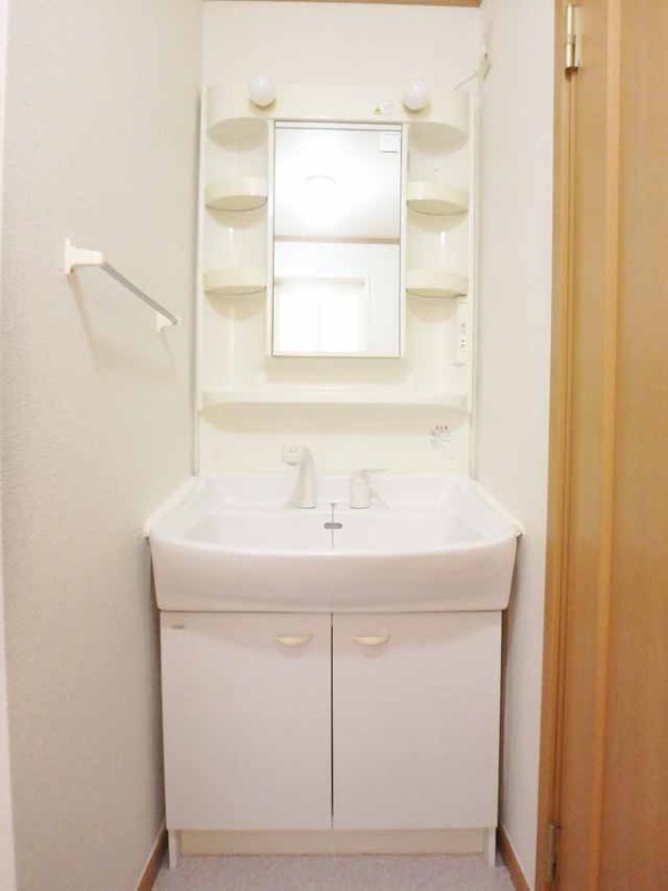 洗面設備　人気のシャンプードレッサー☆