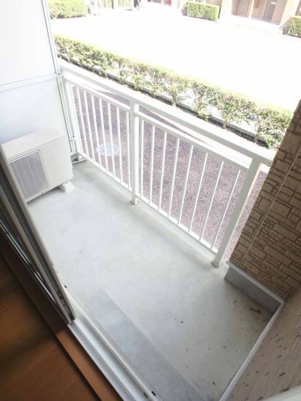 バルコニー　南東向きで日当たり良好☆