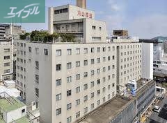 病院　川崎医科大学附属川崎病院（病院）まで593m