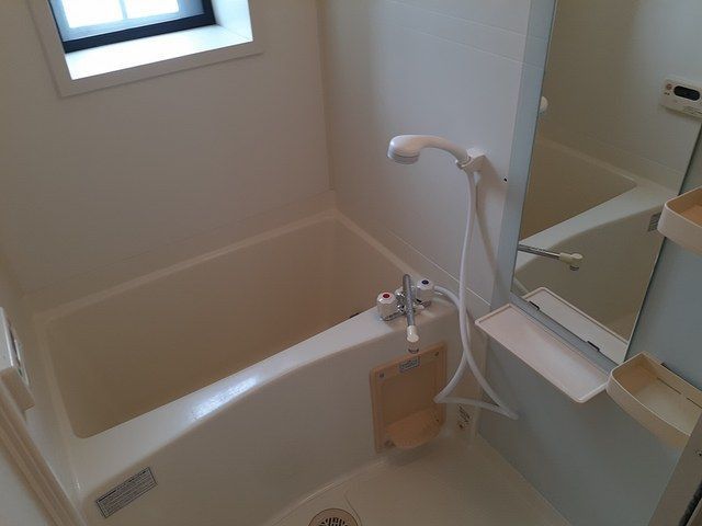 バス・シャワールーム　きれいなお風呂です