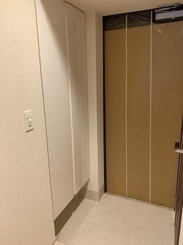 玄関　設備
