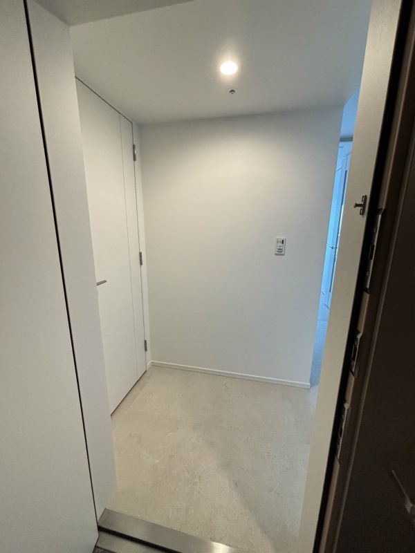 玄関　別タイプ部屋　参考写真です