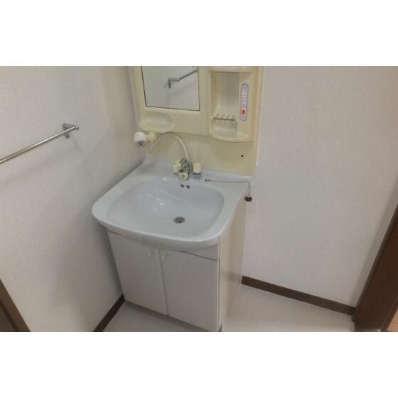 洗面設備　広い洗面スペース