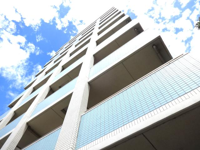 建物外観　人気の江坂エリアです◎