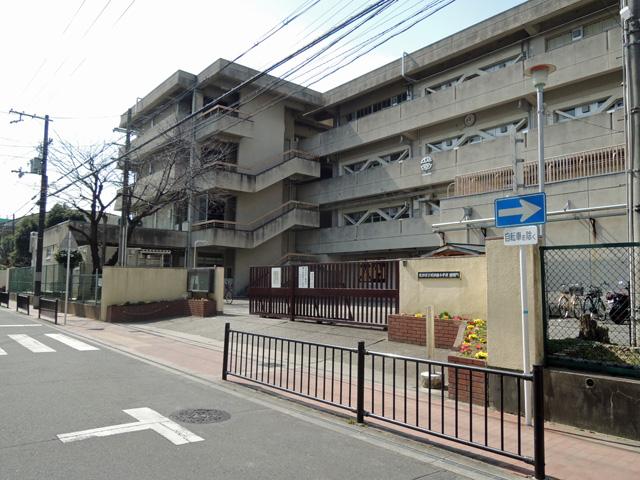 小学校　吹田市立吹田南小学校（小学校）まで850m