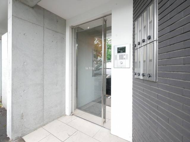 エントランス　詳細は、ウィンドワード菊水店までご相談下さい。