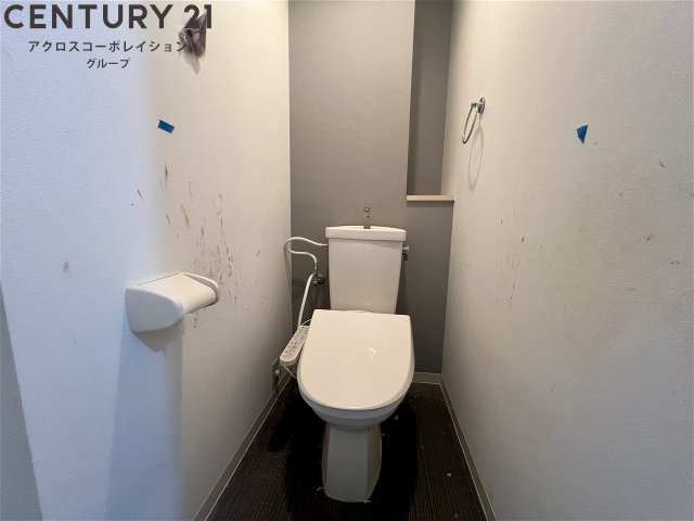 トイレ　ウォシュレット付きのトイレです♪