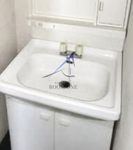 洗面設備　独立洗面台です。