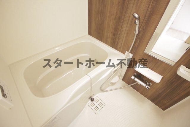 バス・シャワールーム　日々の疲れを癒すお風呂付です