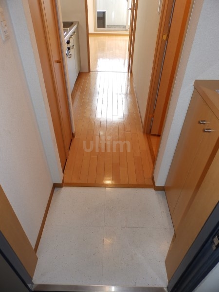 玄関　別の部屋の写真