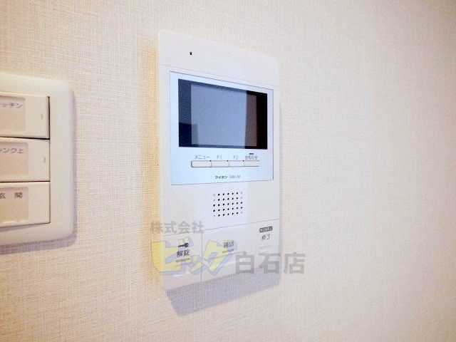 セキュリティ　モニター付きインターホン完備しています♪