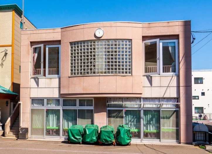 幼稚園・保育園　中の島興正保育園（幼稚園・保育園）まで533m
