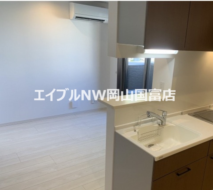 REGALEST 門田屋敷IIの居間写真