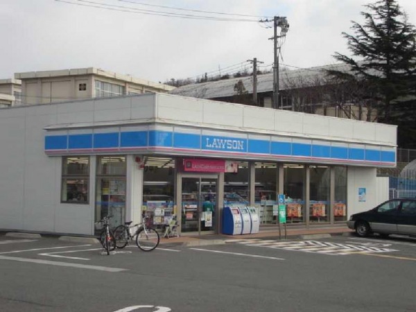 コンビニ　ローソン鳥取浜坂団地入口店（コンビニ）まで509m