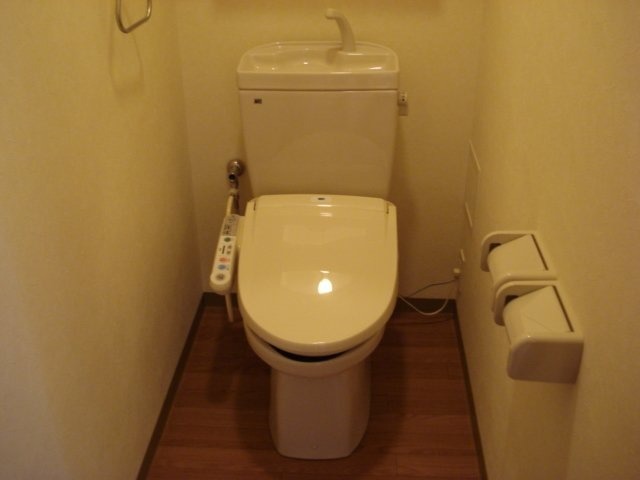 トイレ　図面と現状に相違がある場合には現状を優先