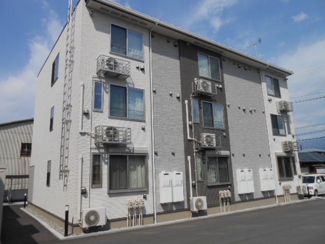 建物外観　サンルーム側を南西方向より撮影