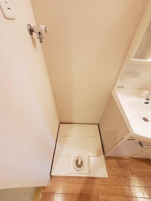 その他設備　洗濯機置場