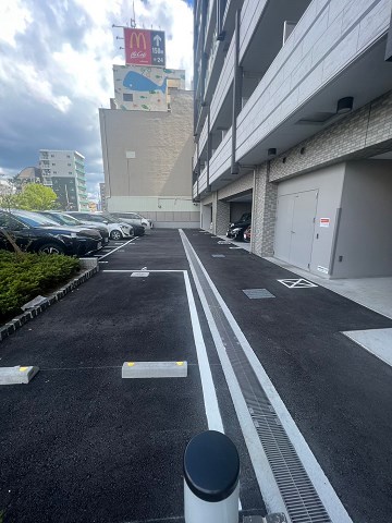駐車場　車をお持ちの方に嬉しい駐車場付きの物件です