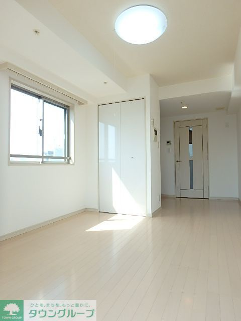 その他部屋・スペース　角部屋・二面採光！