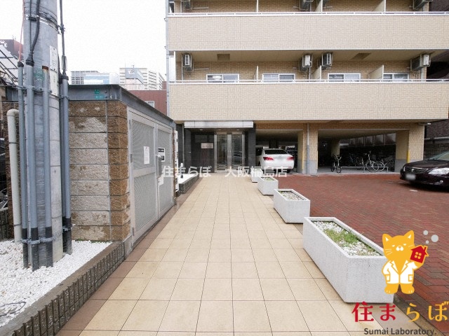 エントランス　共用部の印象も大切に