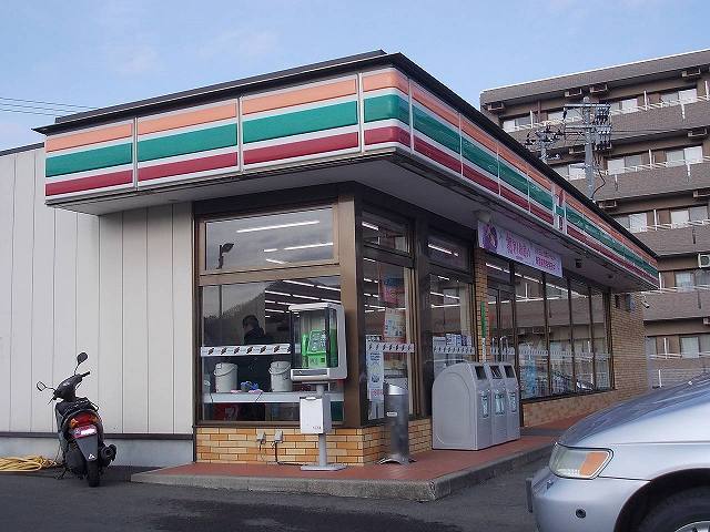 コンビニ　セブン仙台山田上ノ台町店（コンビニ）まで500m