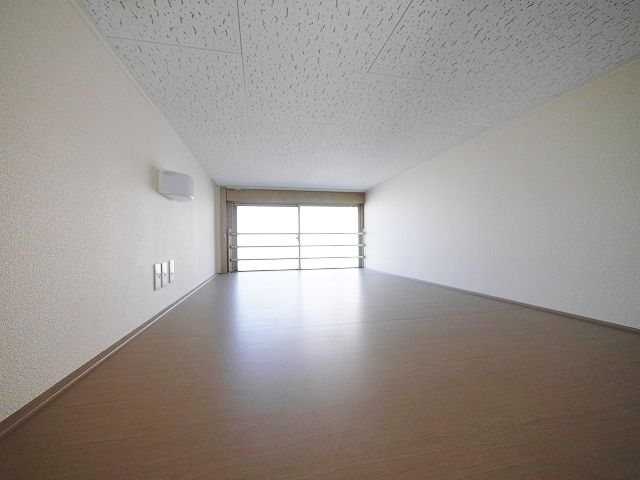 居室・リビング　★お部屋探しはタウンハウジング高幡不動店まで★