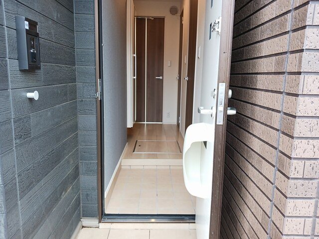 玄関　落ち着いた玄関です