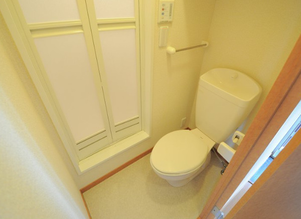 カメリアIIのトイレ写真
