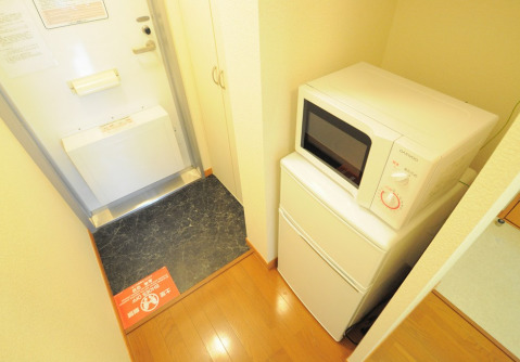 カメリアIIの玄関写真