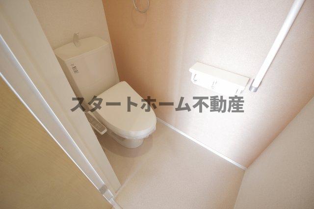 トイレ　シンプルで使いやすいトイレです
