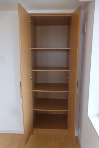 収納　※別部屋の参考写真です。