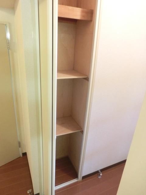 その他設備　廊下の収納