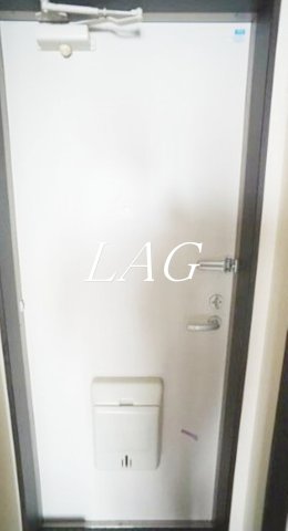 玄関　玄関です。